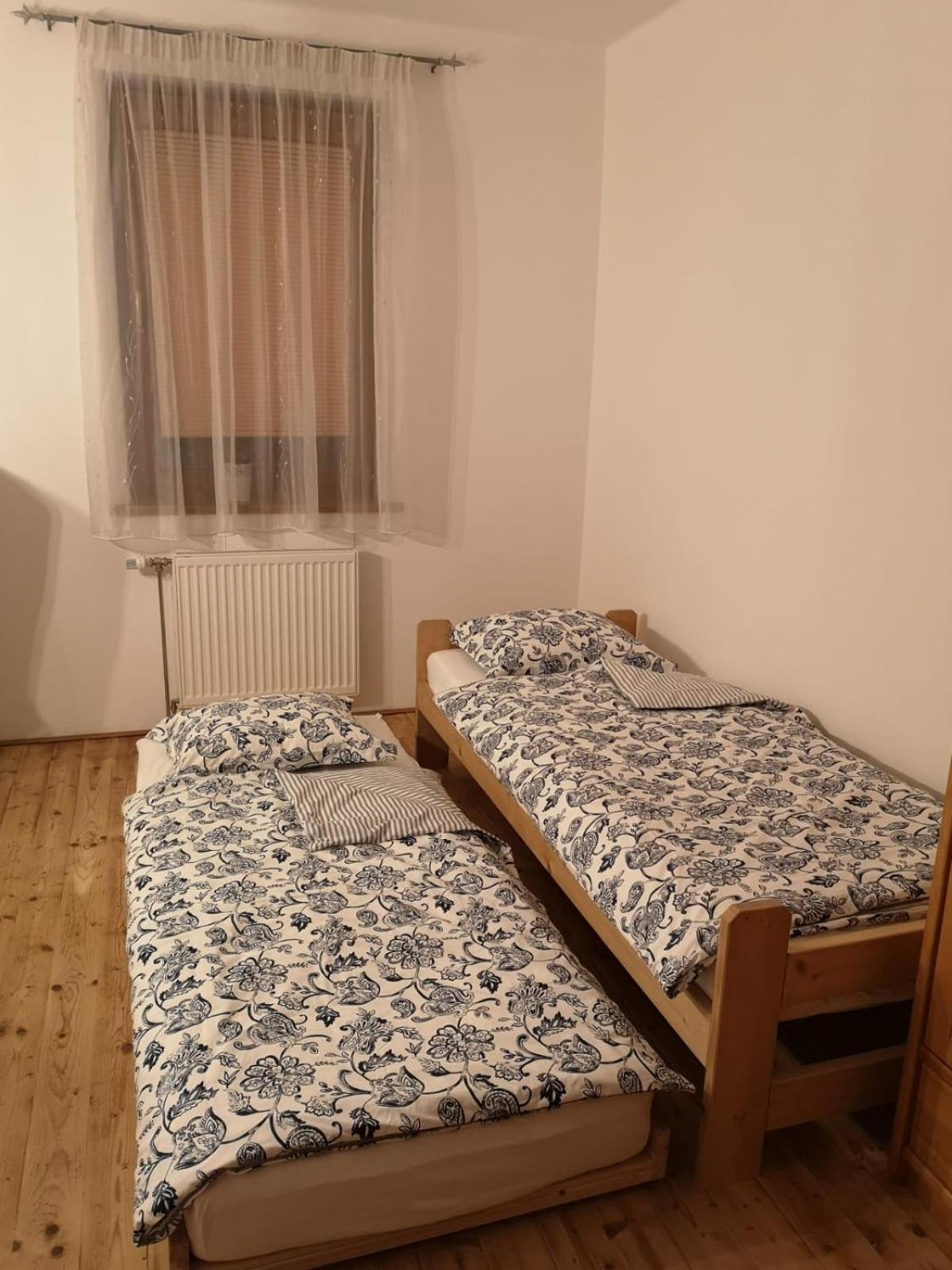 Izba V Modrom Dome Apartman Limpak Kültér fotó